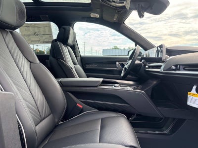 2026 Cadillac VISTIQ Platinum