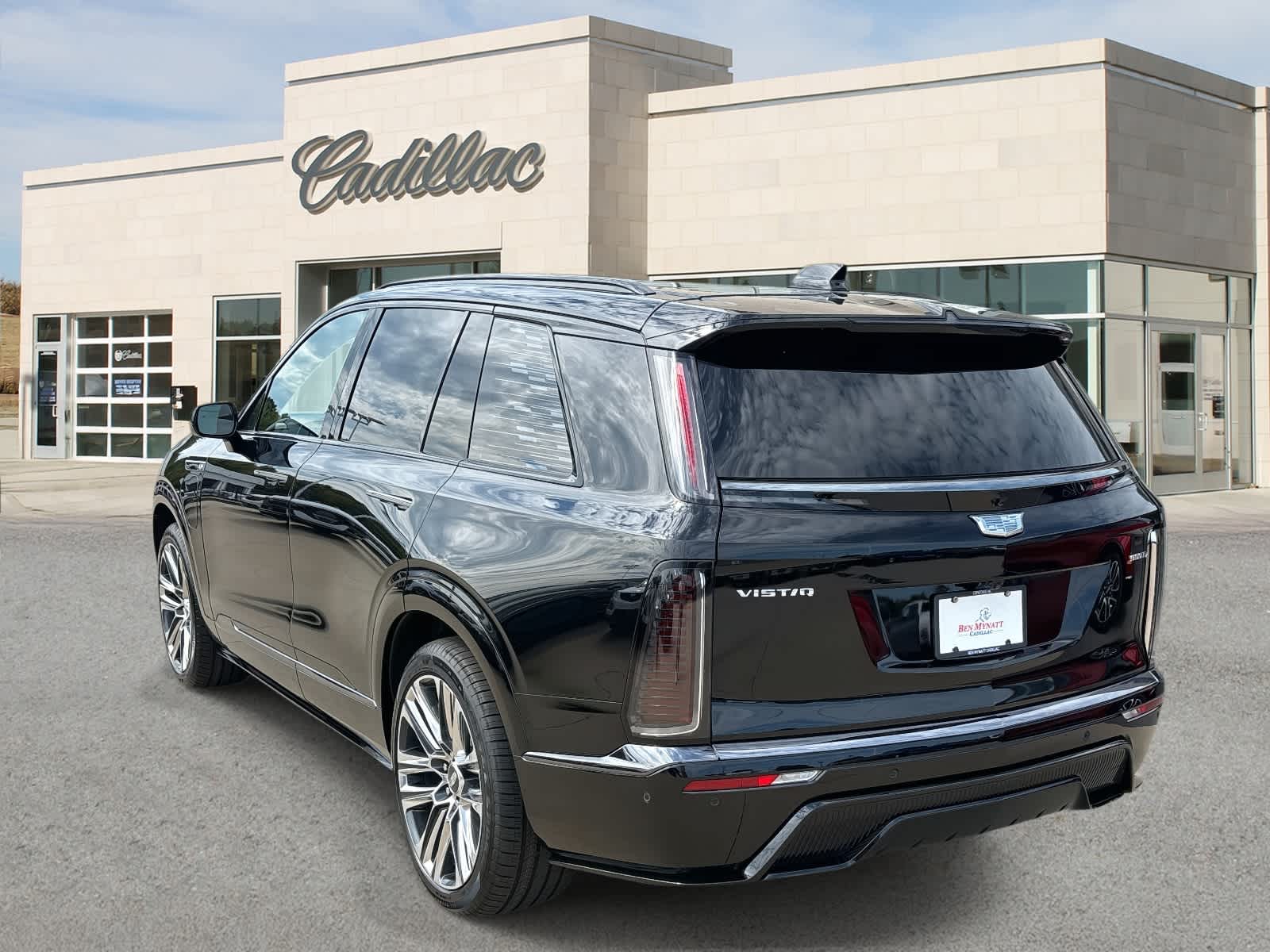 2026 Cadillac VISTIQ Platinum