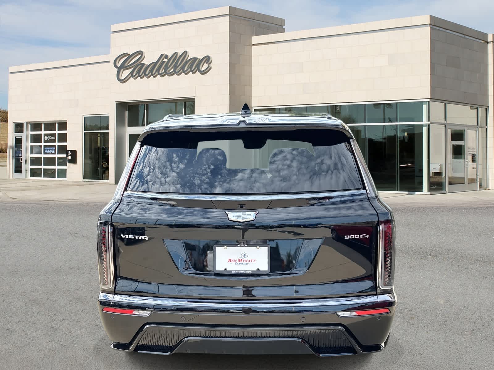 2026 Cadillac VISTIQ Platinum