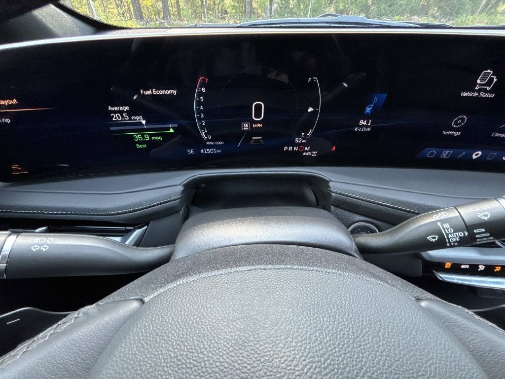 2025 Cadillac XT4 Premium Luxury