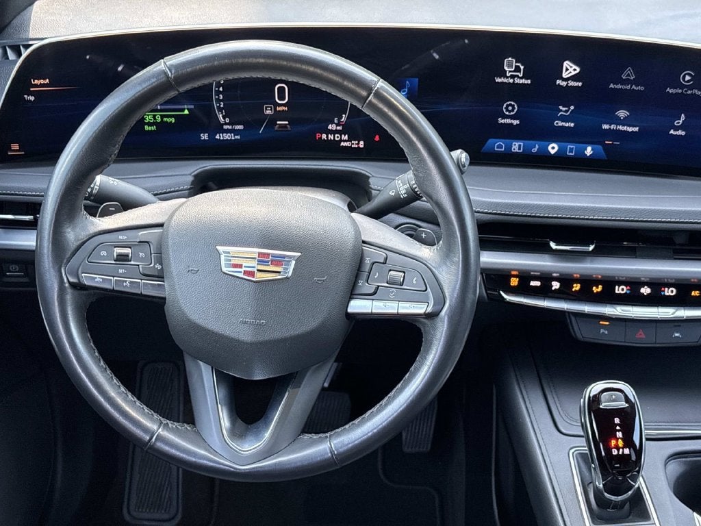 2025 Cadillac XT4 Premium Luxury