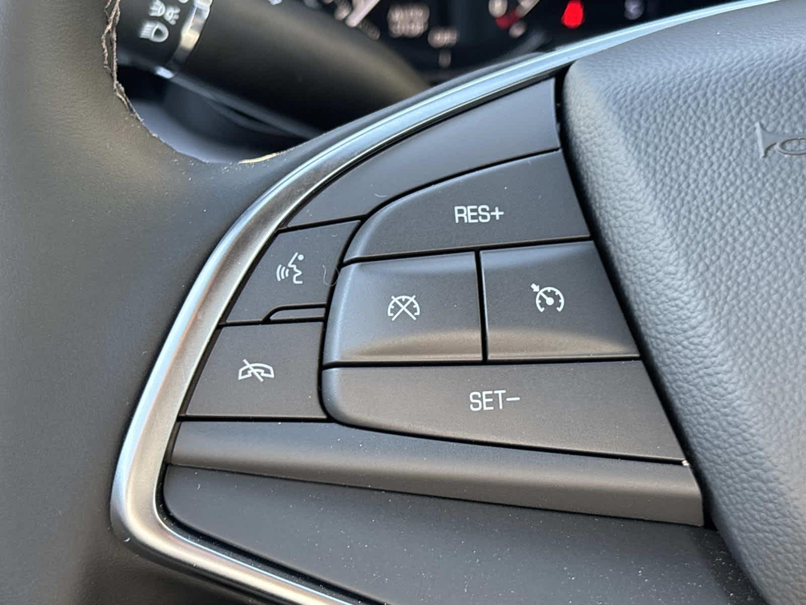 2025 Cadillac XT5 Luxury