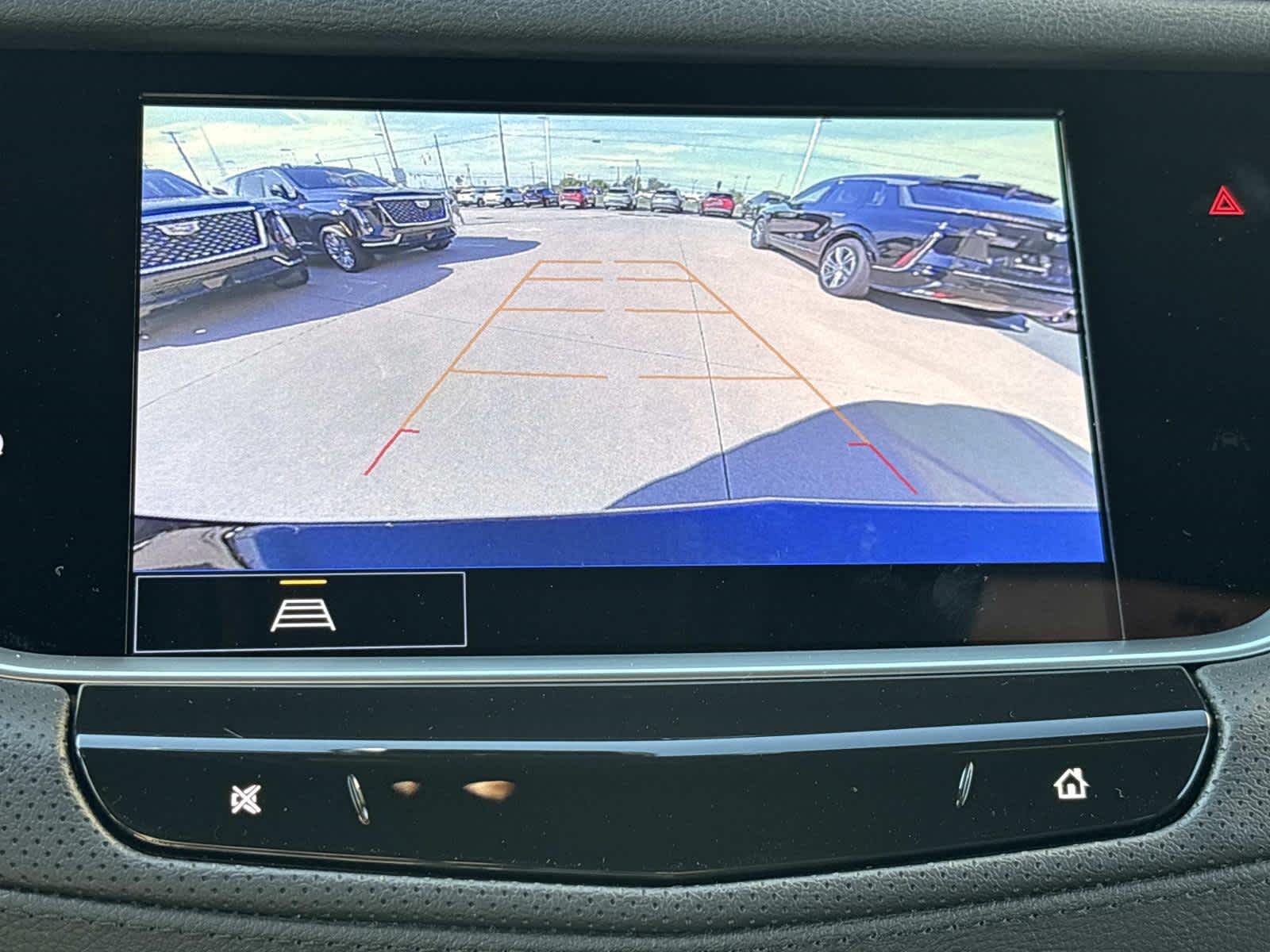 2025 Cadillac XT5 Luxury