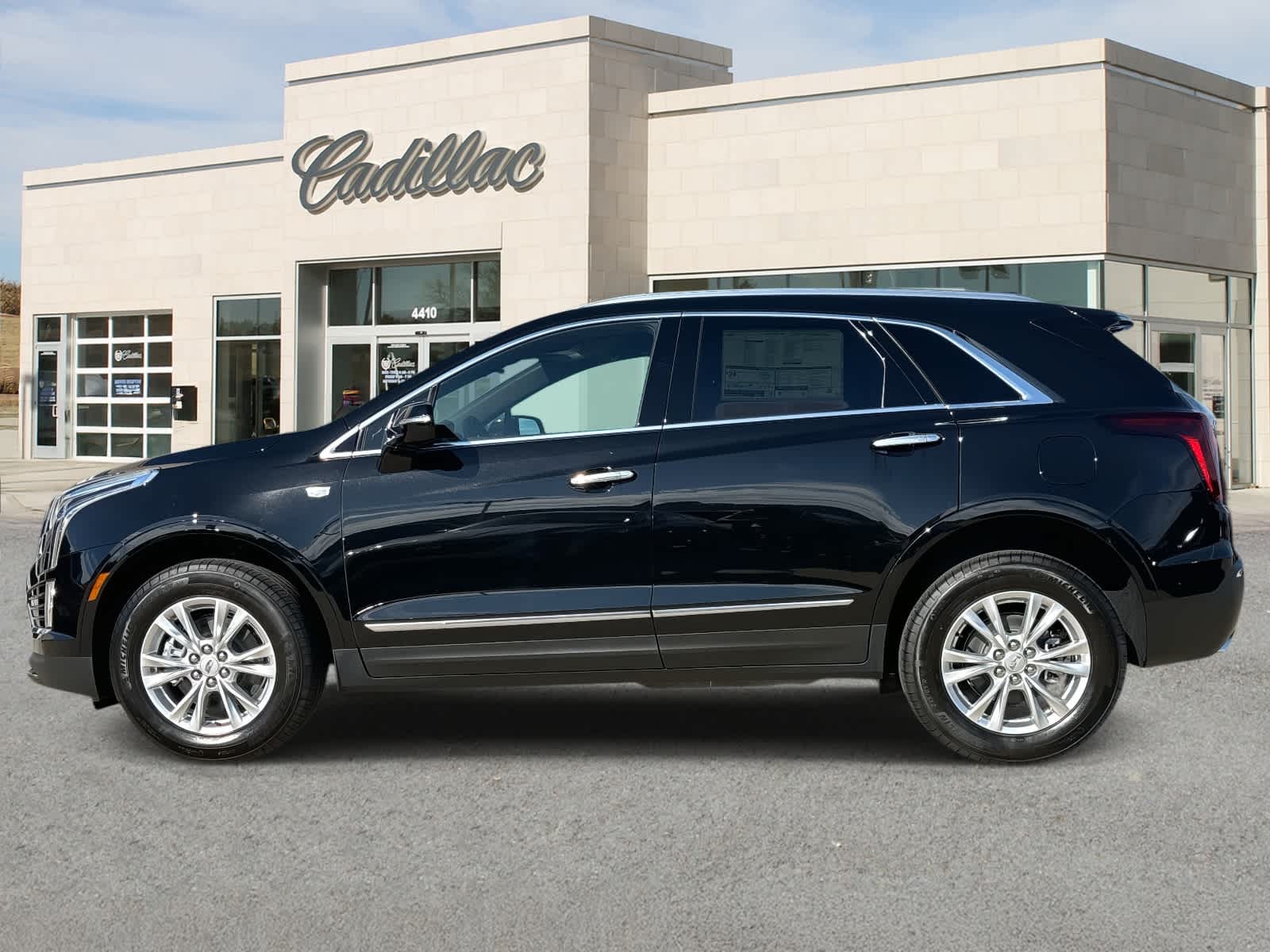 2025 Cadillac XT5 Luxury