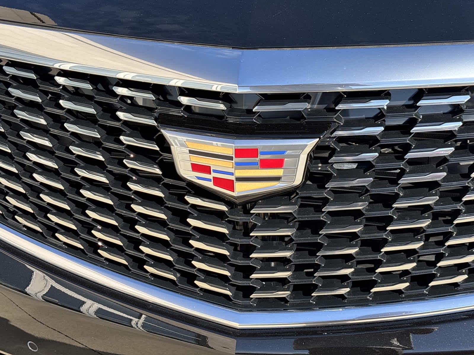 2025 Cadillac XT5 Luxury