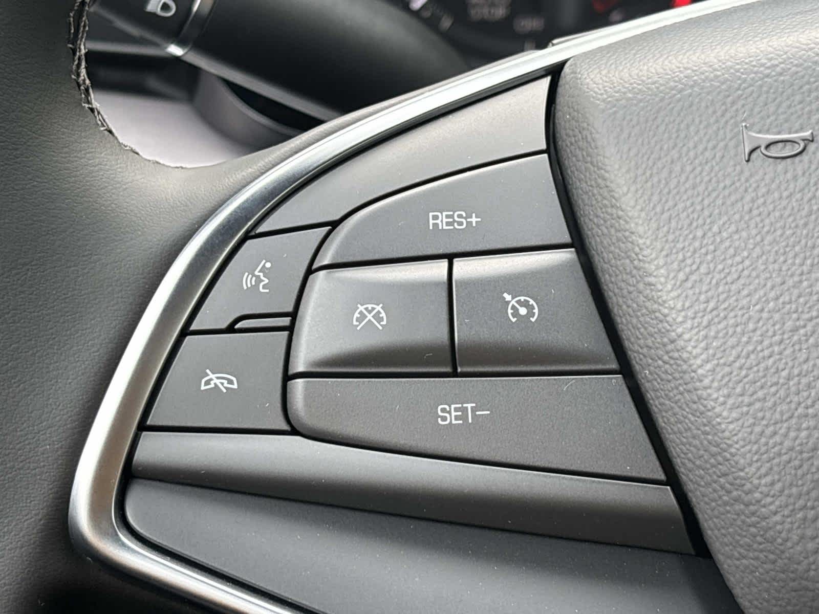 2026 Cadillac XT5 Luxury