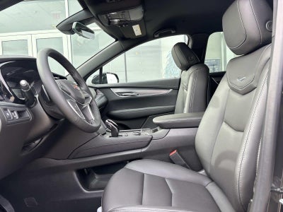 2026 Cadillac XT5 Luxury