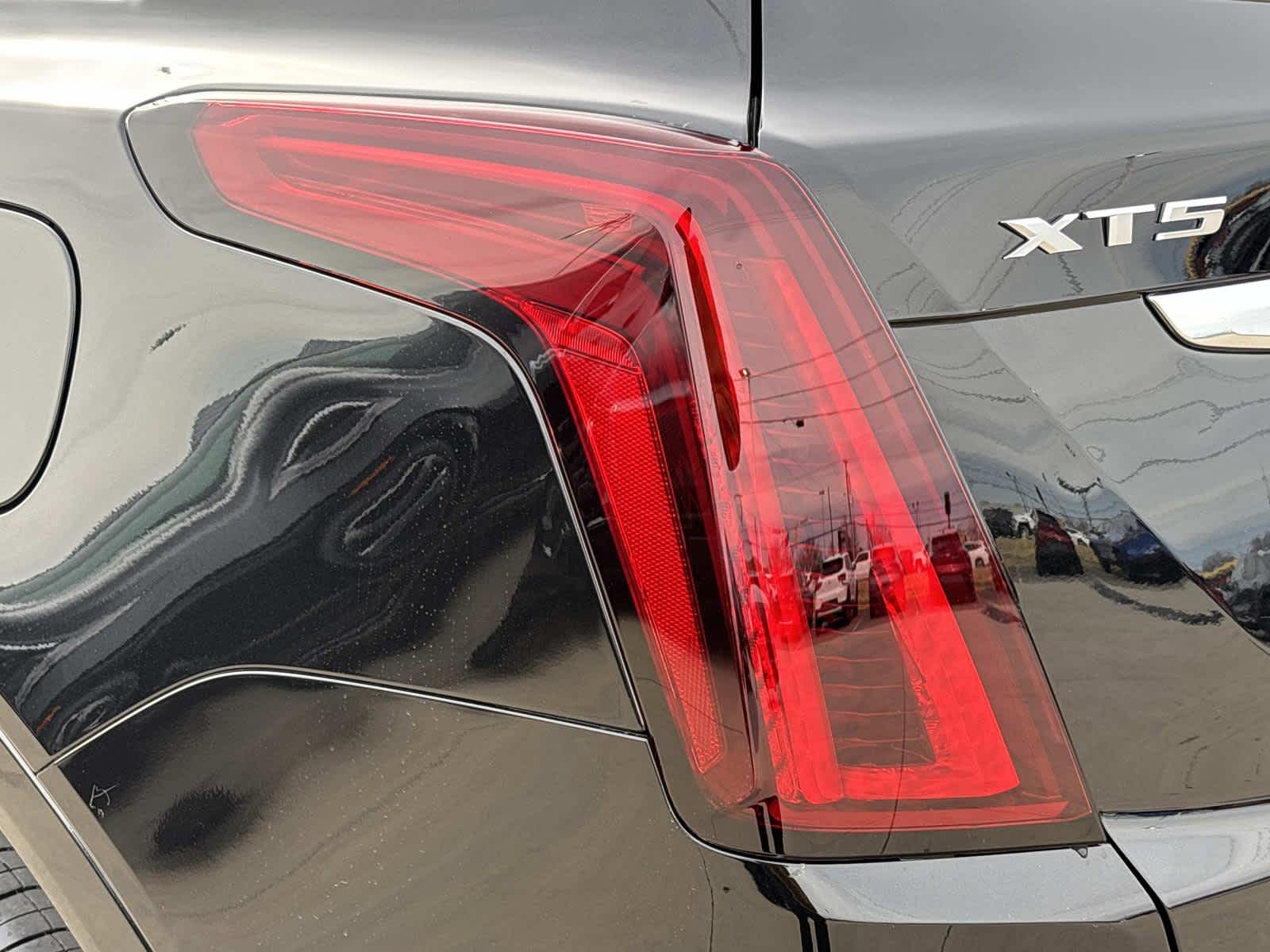 2026 Cadillac XT5 Luxury