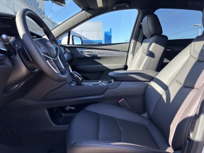 2026 Cadillac XT5 Luxury