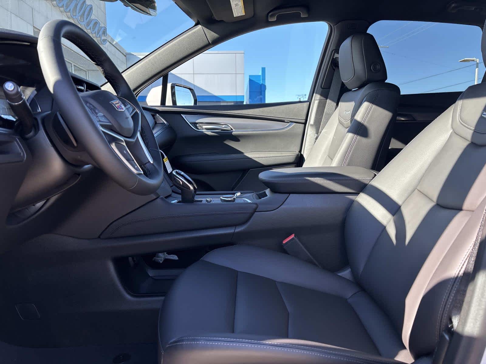 2026 Cadillac XT5 Luxury