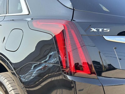 2026 Cadillac XT5 Luxury