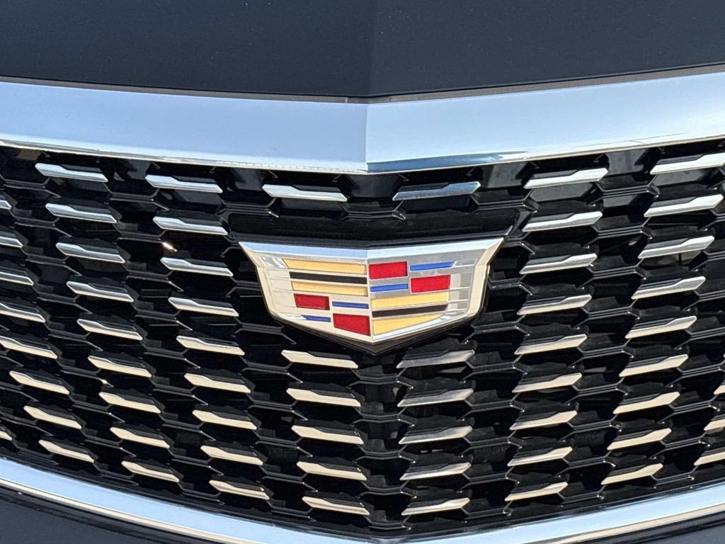 2026 Cadillac XT5 Luxury
