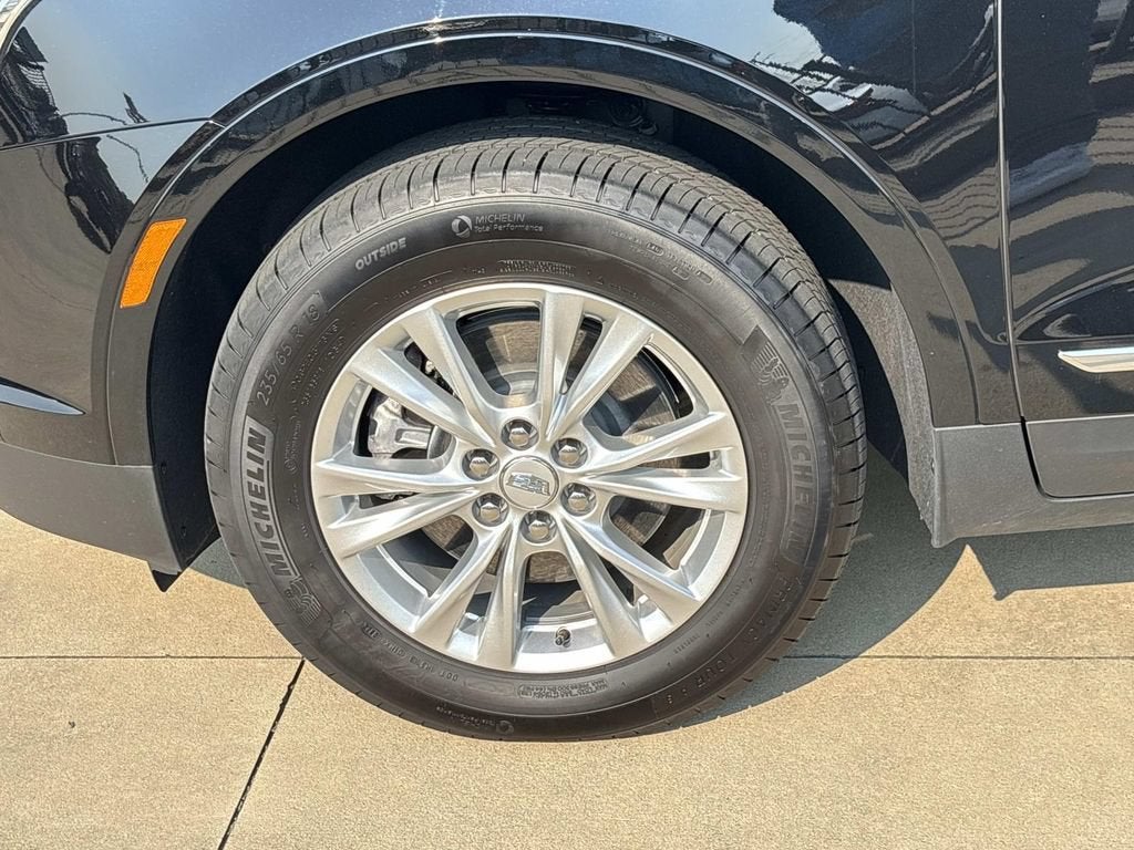 2026 Cadillac XT5 Luxury