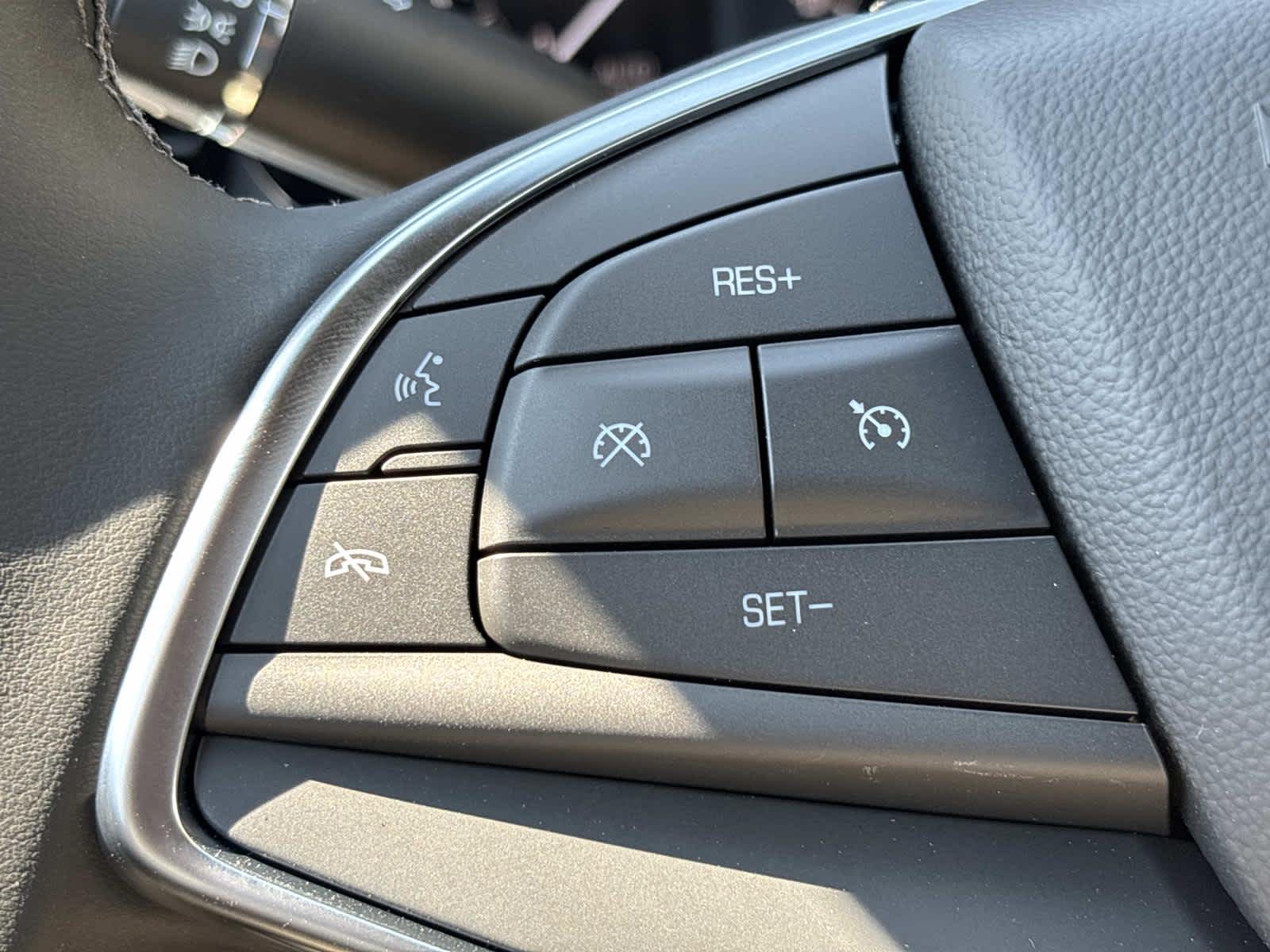 2026 Cadillac XT5 Luxury