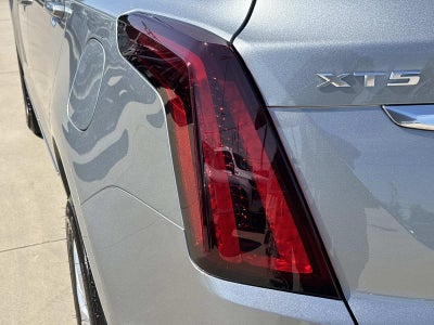 2026 Cadillac XT5 Luxury