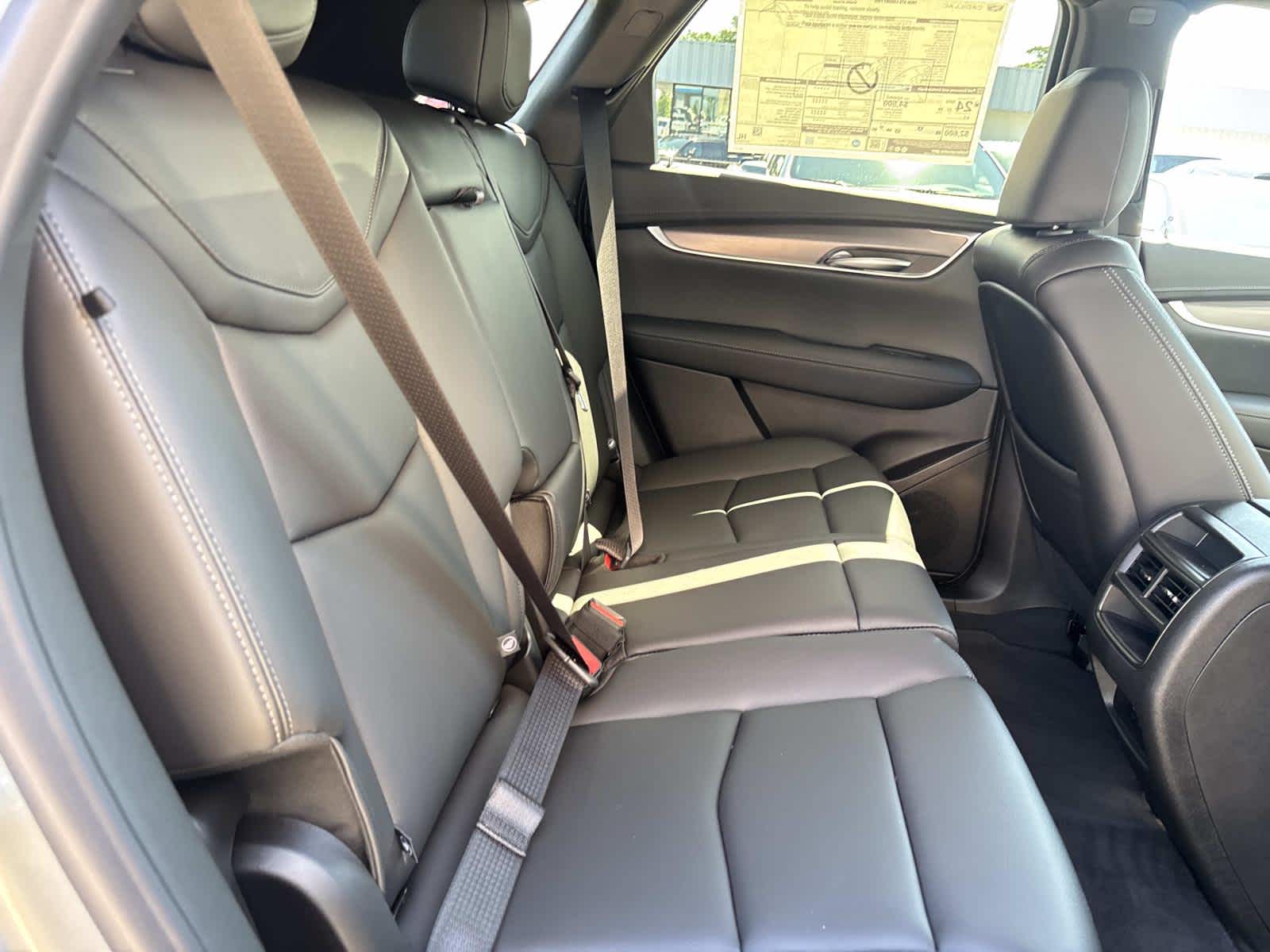 2026 Cadillac XT5 Luxury
