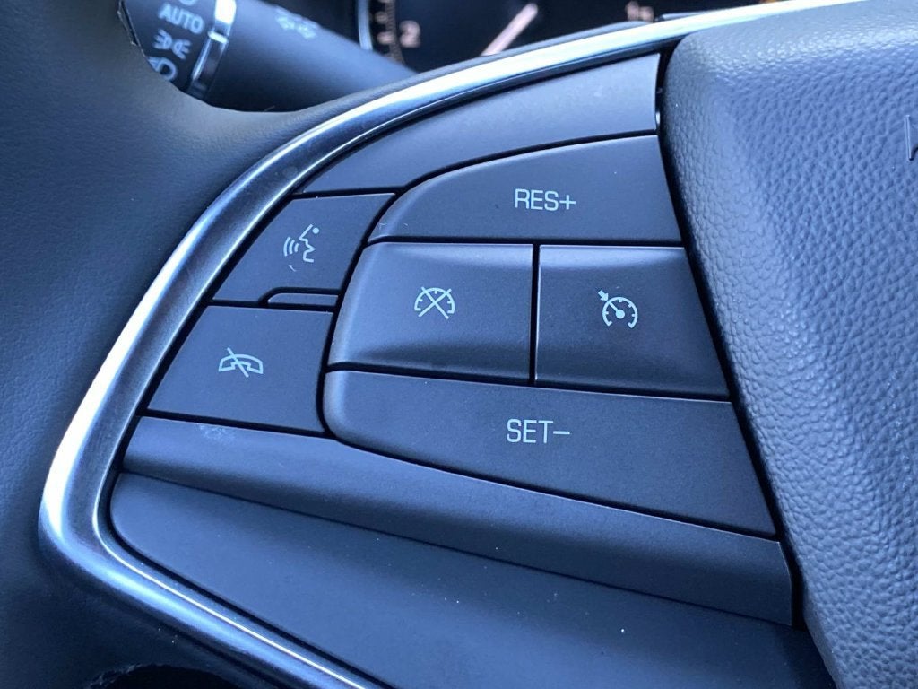 2026 Cadillac XT5 Luxury