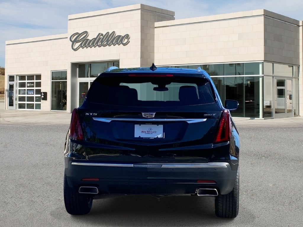 2026 Cadillac XT5 Luxury