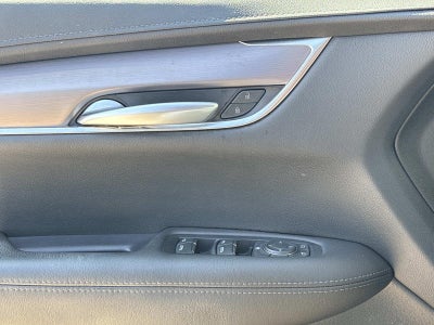 2023 Cadillac XT5 Luxury