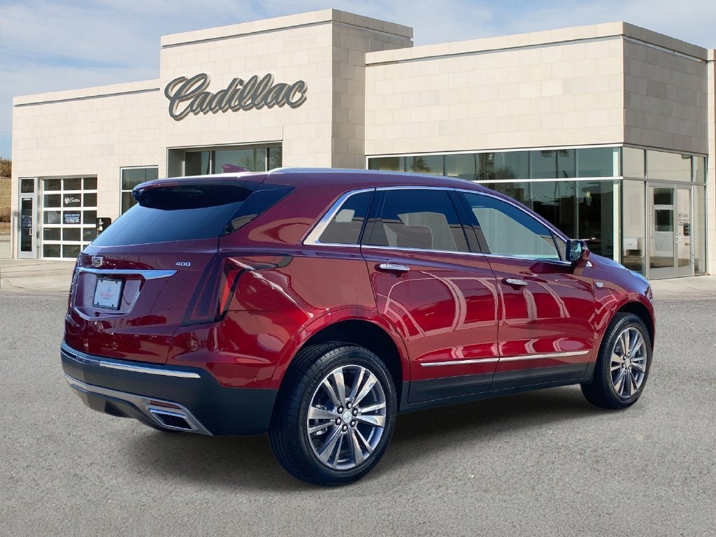 2026 Cadillac XT5 Premium Luxury