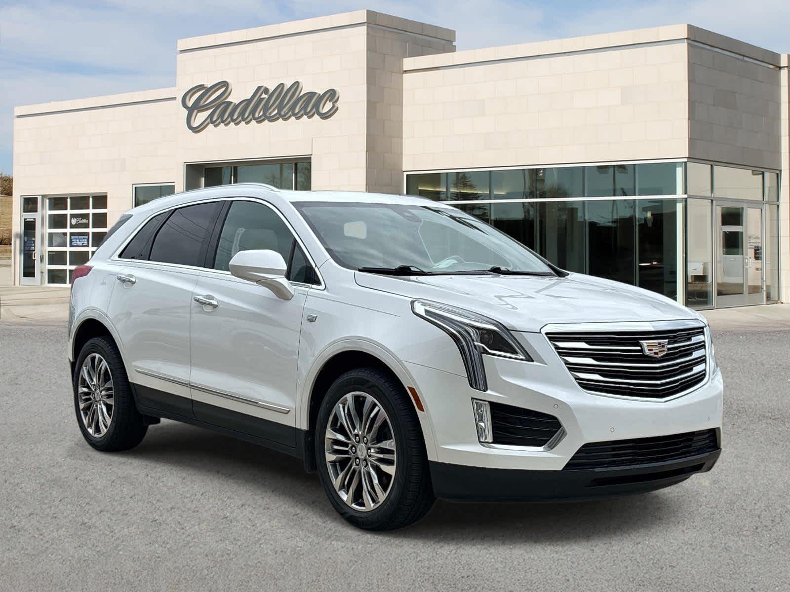 2017 Cadillac XT5 FWD Premium Luxury's photo
