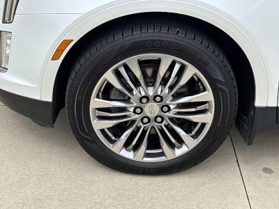 2017 Cadillac XT5 Premium Luxury FWD