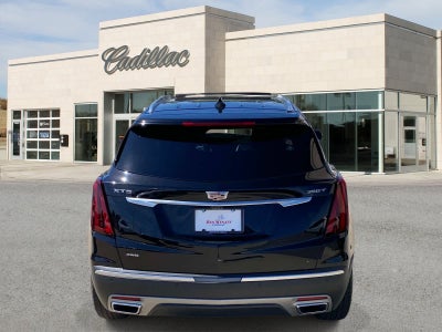 2022 Cadillac XT5 Premium Luxury