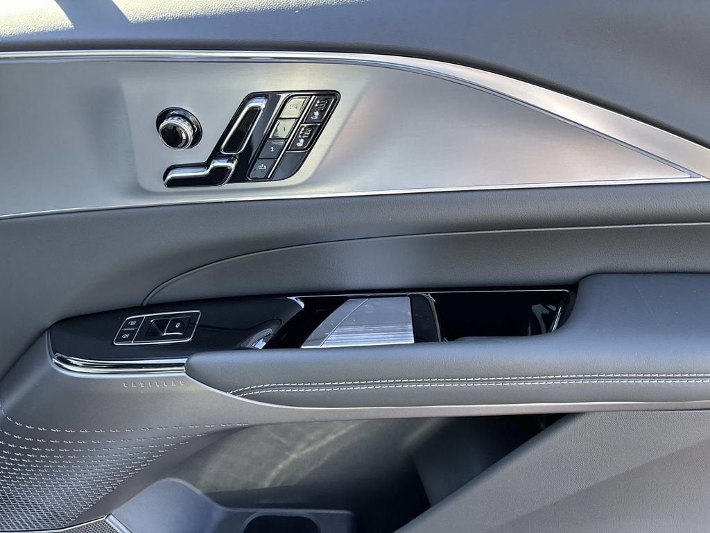 2027 Cadillac LYRIQ Luxury