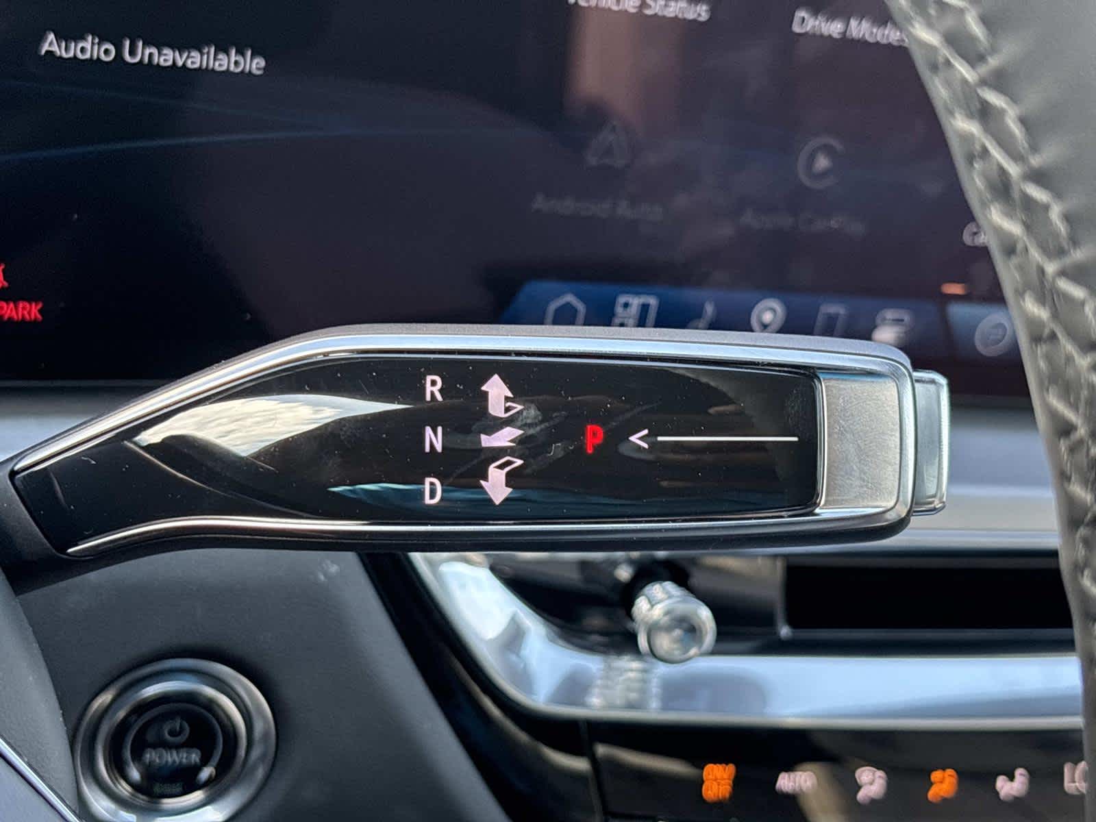 2025 Cadillac LYRIQ Luxury 2