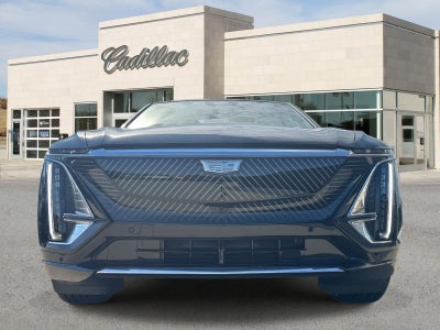 2025 Cadillac LYRIQ Luxury 2