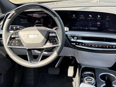 2025 Cadillac LYRIQ Luxury 2