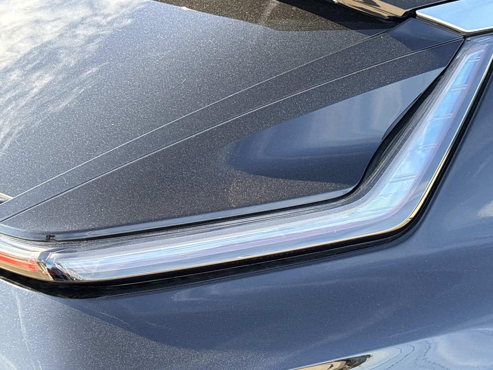 2025 Cadillac LYRIQ Luxury 2