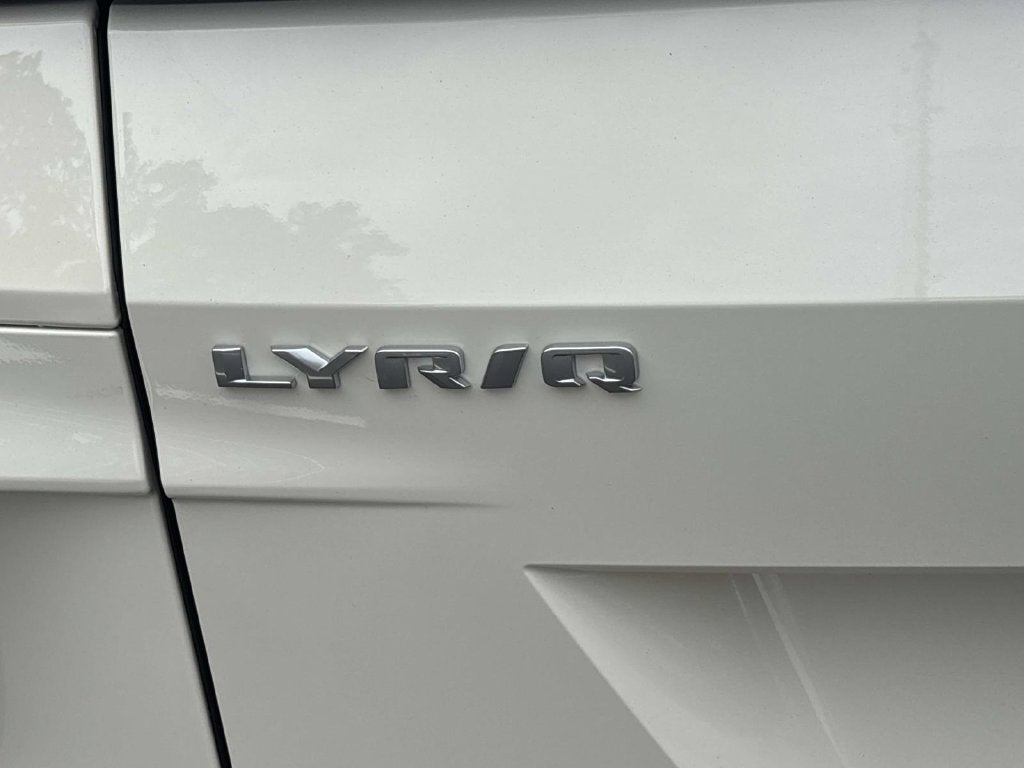 2027 Cadillac LYRIQ Signature Sport