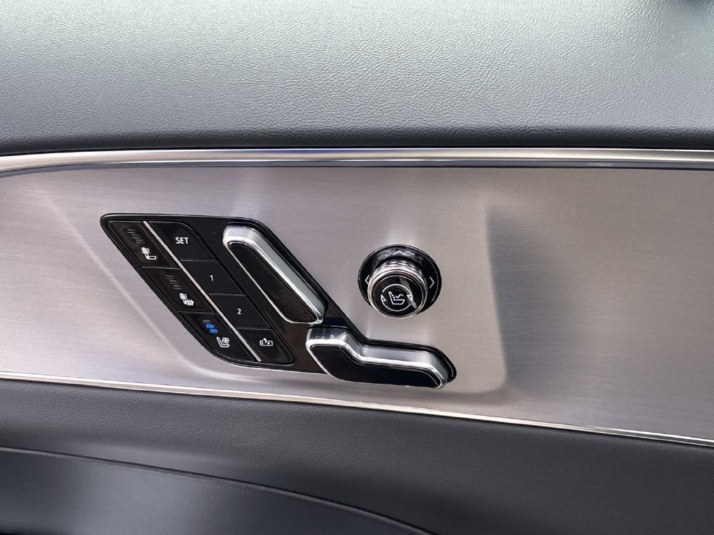 2027 Cadillac LYRIQ Signature Sport
