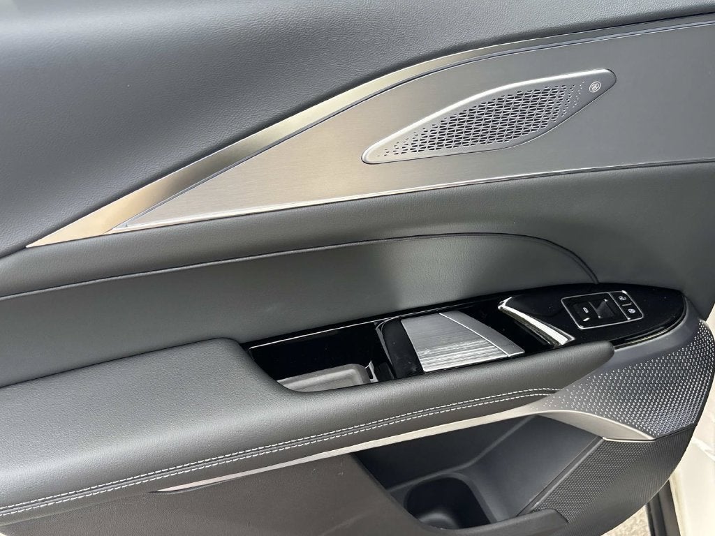 2027 Cadillac LYRIQ Signature Sport