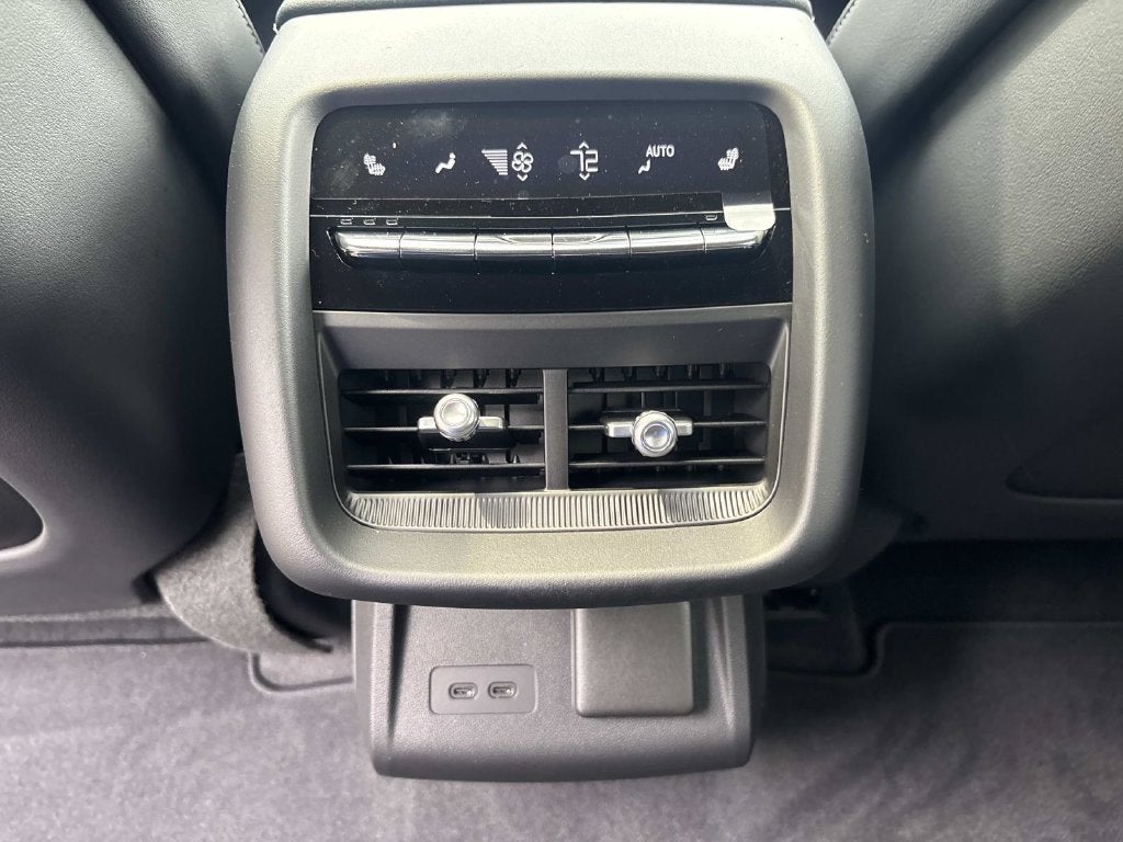 2027 Cadillac LYRIQ Signature Sport