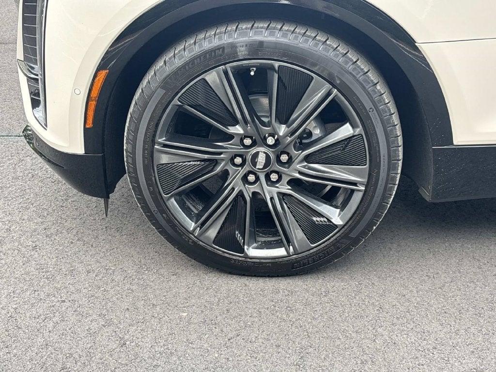 2027 Cadillac LYRIQ Signature Sport