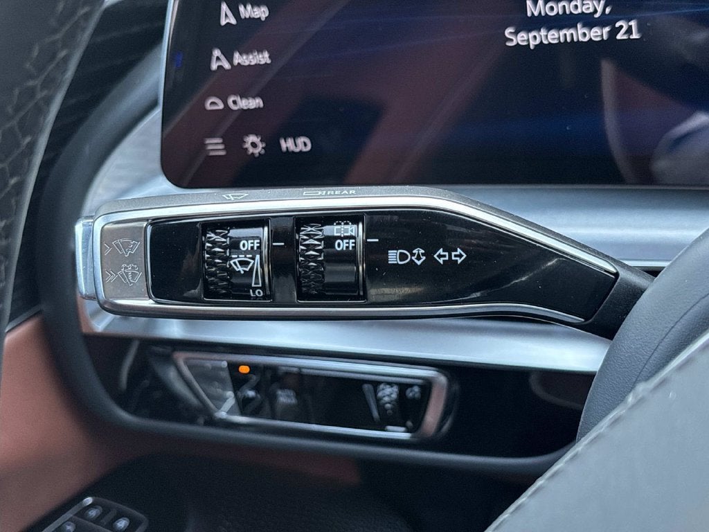 2027 Cadillac LYRIQ Signature Sport