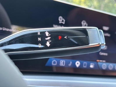 2027 Cadillac LYRIQ Signature Sport
