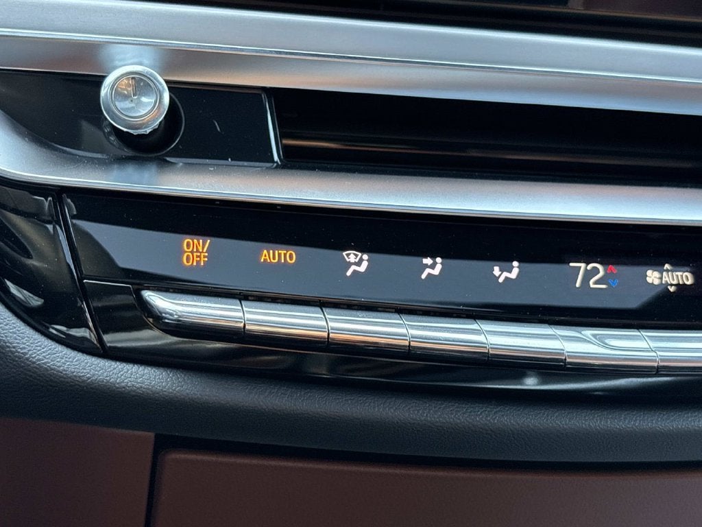 2027 Cadillac LYRIQ Signature Sport