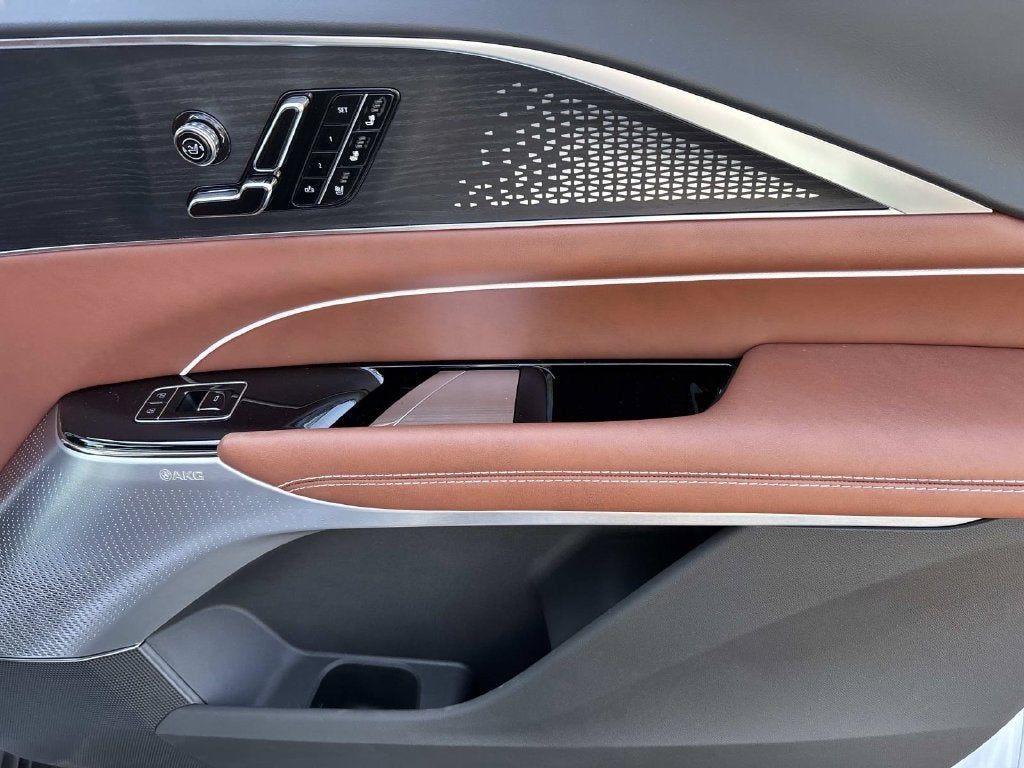 2027 Cadillac LYRIQ Signature Sport