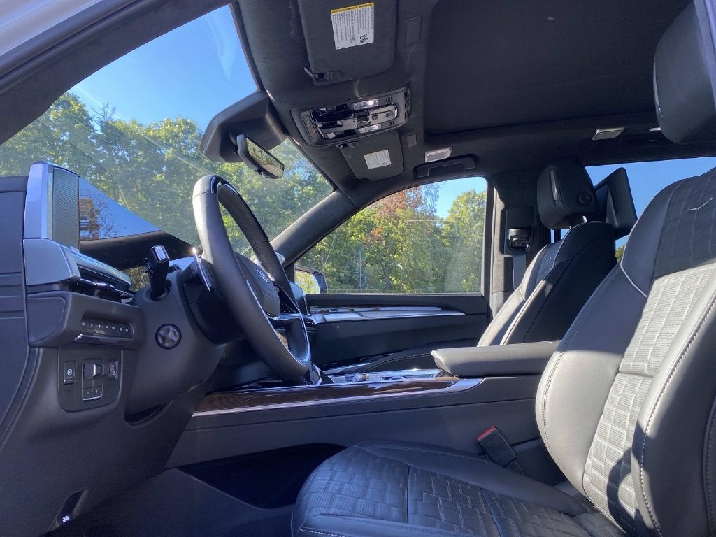 2026 Cadillac Escalade ESV Platinum Sport
