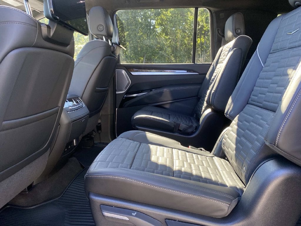 2026 Cadillac Escalade ESV Platinum Sport