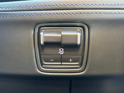 2025 Cadillac ESCALADE IQ Sport 1