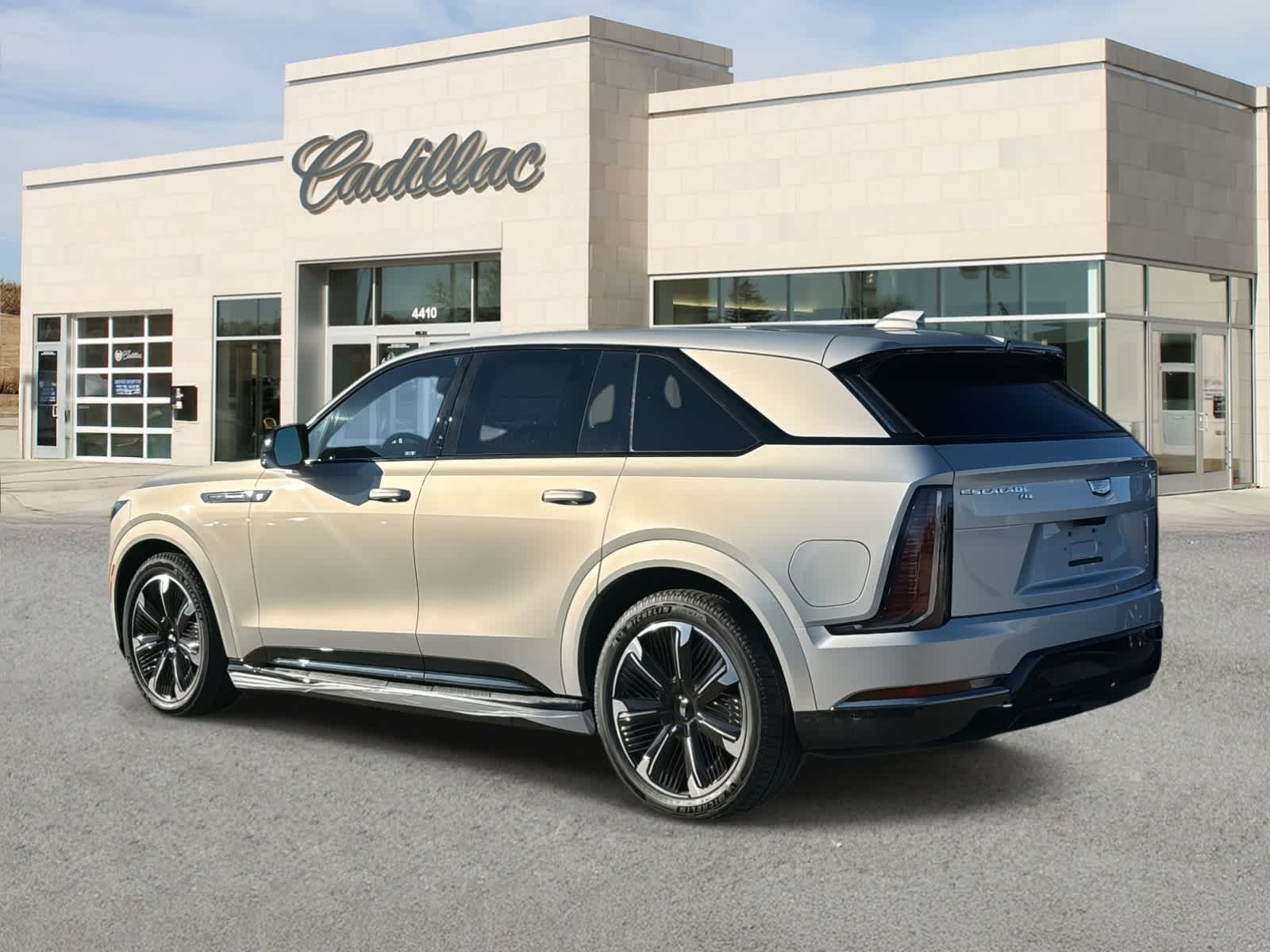 2025 Cadillac ESCALADE IQ Sport 1