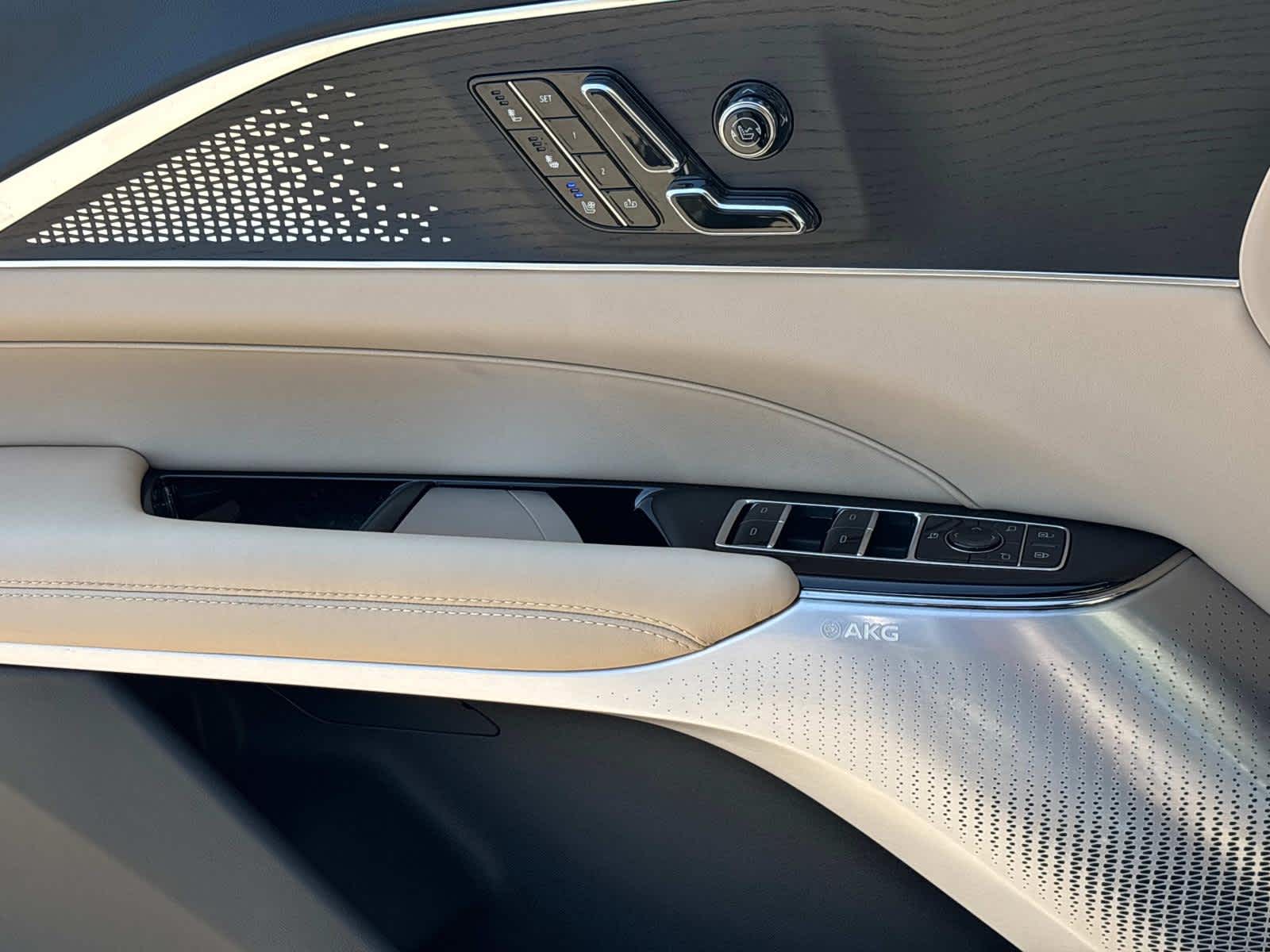 2026 Cadillac LYRIQ V-Series Premium