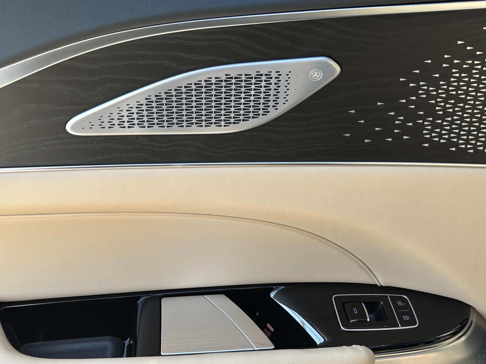 2026 Cadillac LYRIQ V-Series Premium