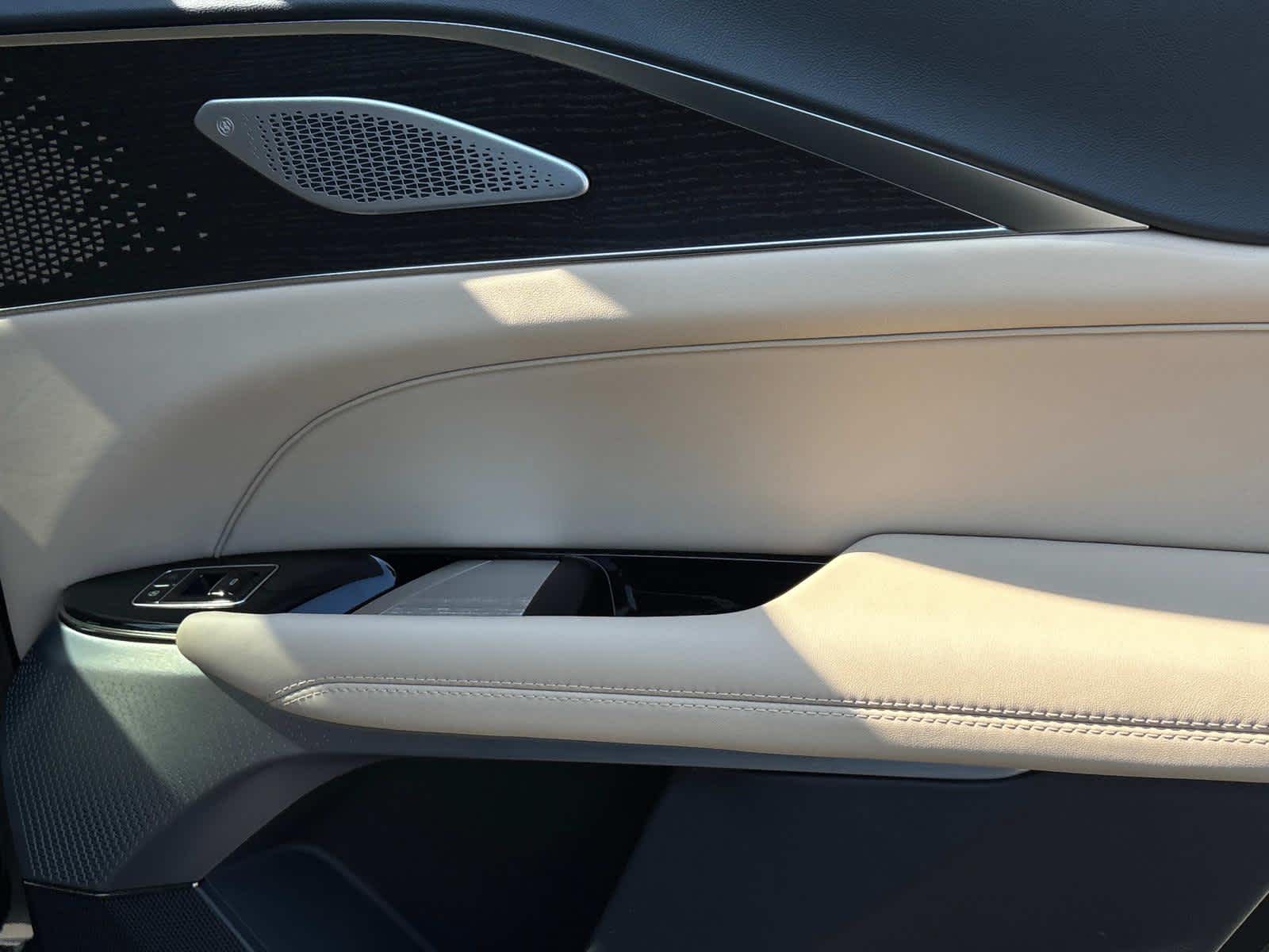 2026 Cadillac LYRIQ V-Series Premium