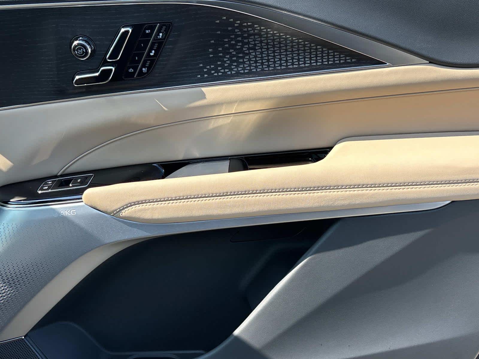 2026 Cadillac LYRIQ V-Series Premium