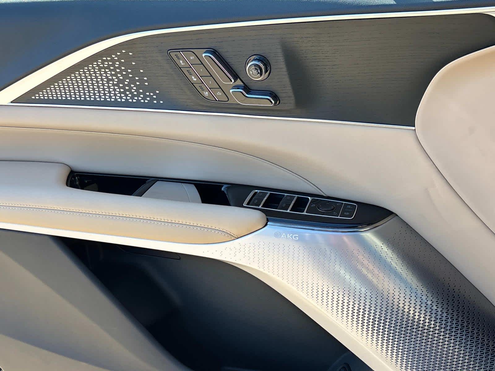 2026 Cadillac LYRIQ V-Series Premium